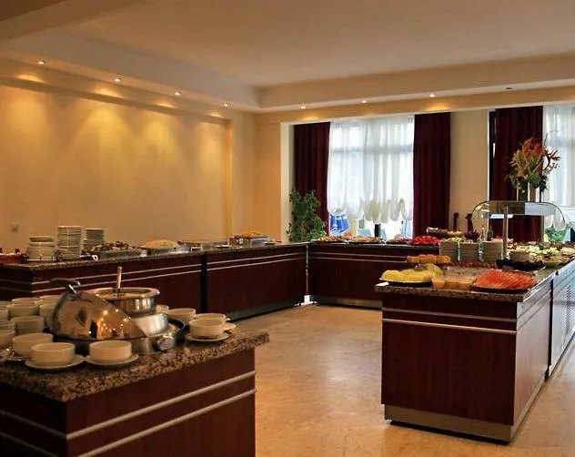 Club Palm Hotel Armutalan