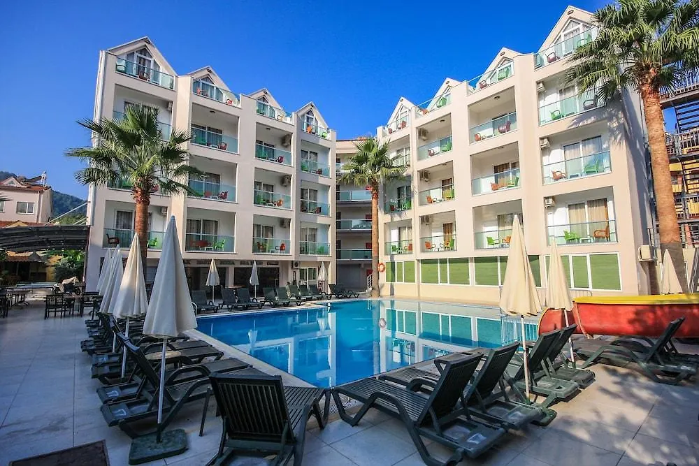 **  Club Palm Hotel Armutalan Turkey