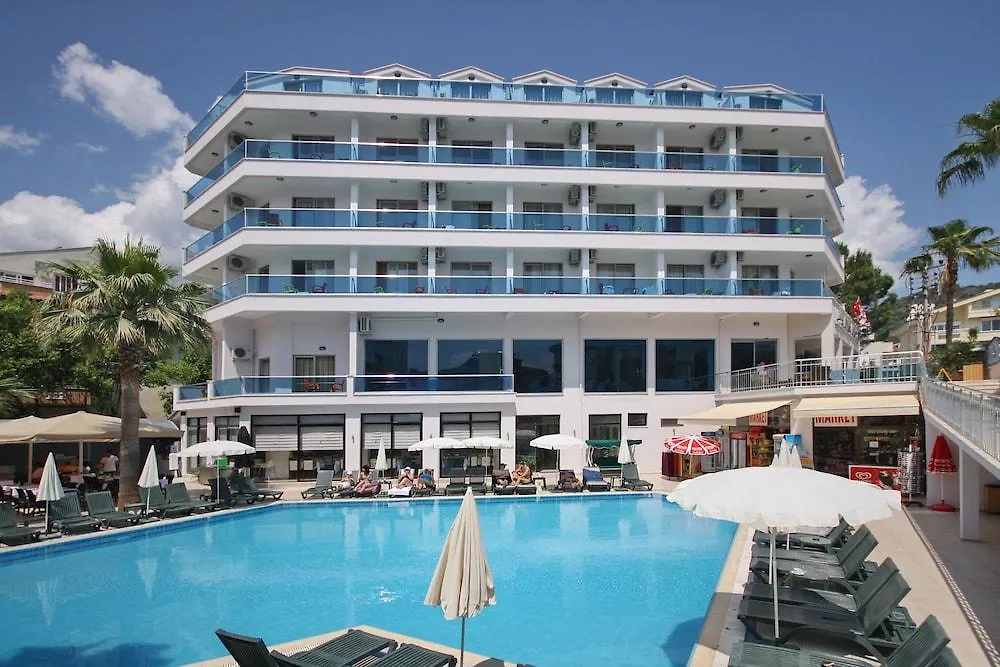 Club Palm Hotel Armutalan